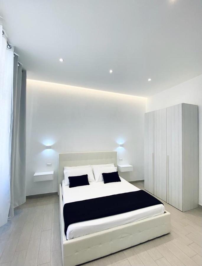 International House Olbia Hotel Buitenkant foto