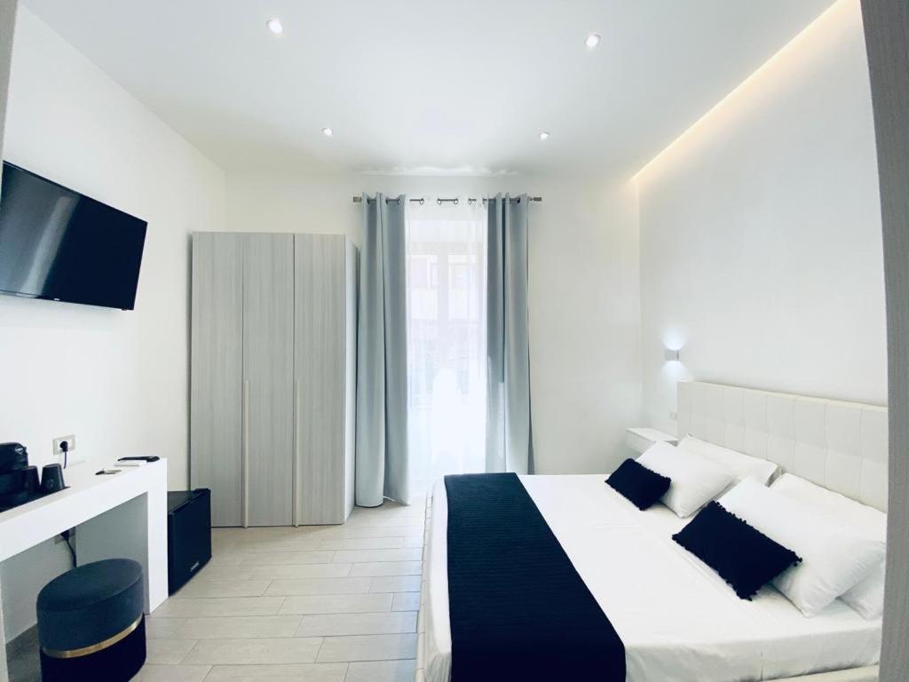 International House Olbia Hotel Buitenkant foto