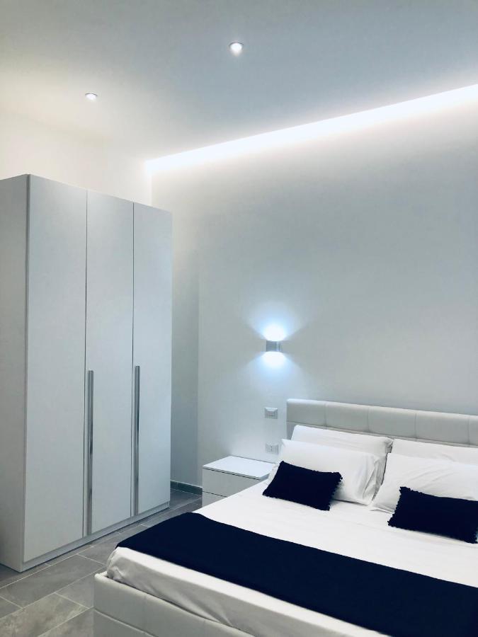 International House Olbia Hotel Buitenkant foto