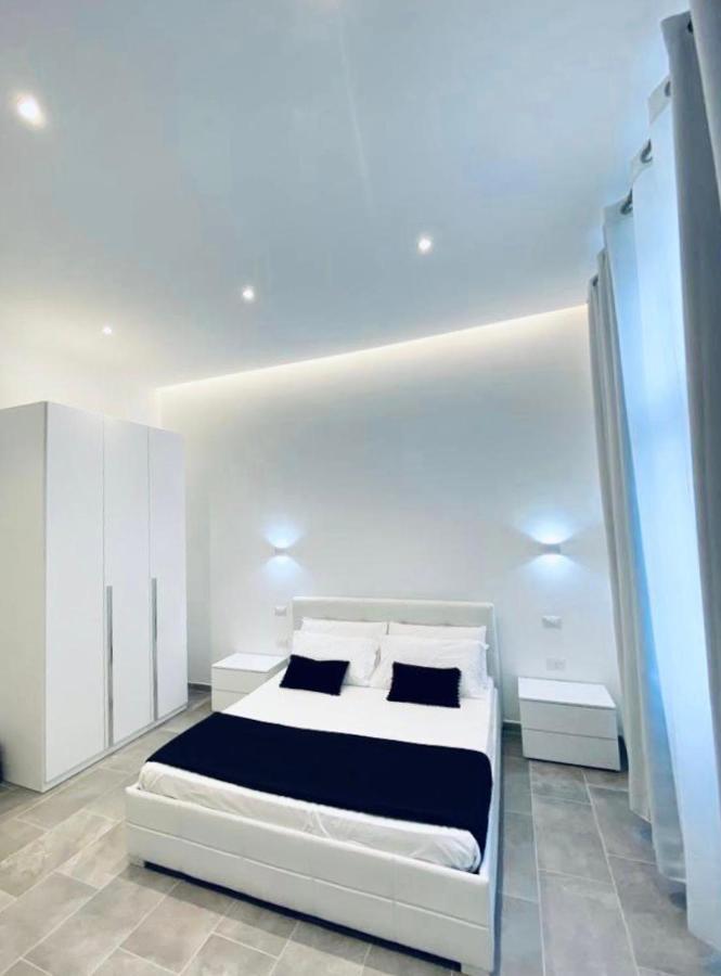 International House Olbia Hotel Buitenkant foto